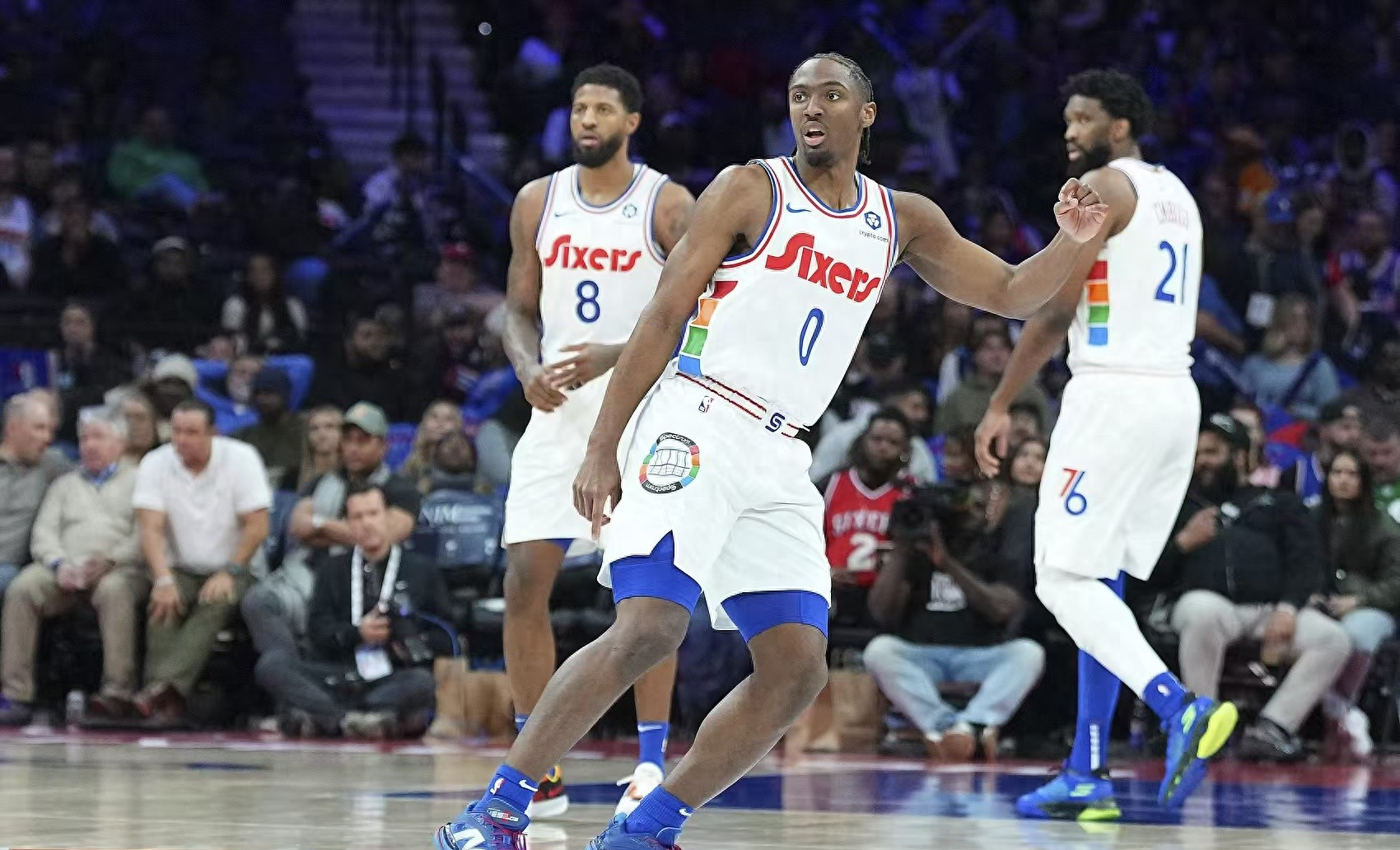 包含赛地聚焦：NBA总决赛窗口期热度飙升，布鲁克林篮网迎来里程碑，气氛紧张，年轻球员得到机会的词条